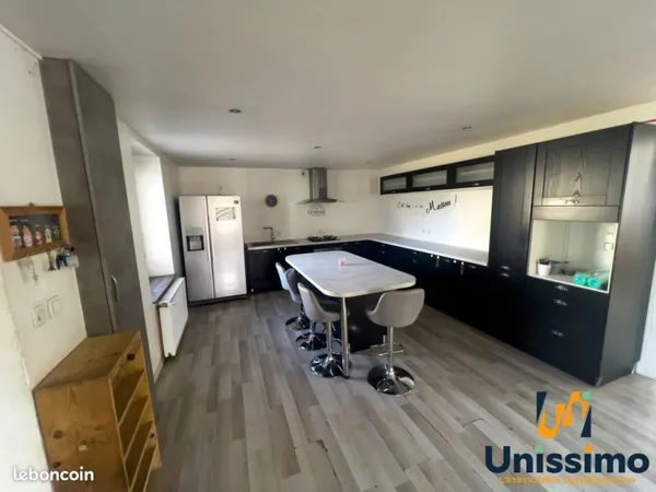 Maison 6 pièces 132 m²
