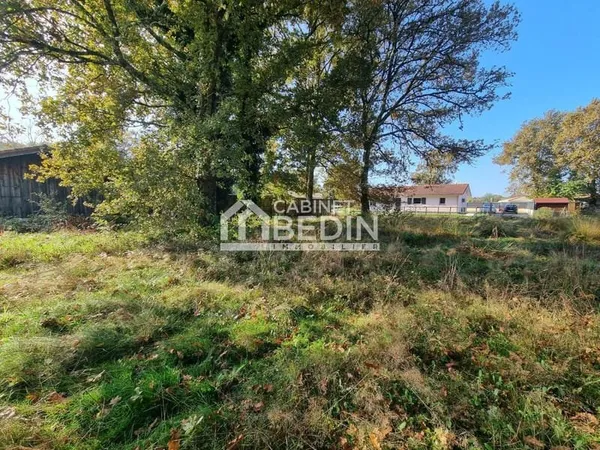 Terrain 2813 m²
