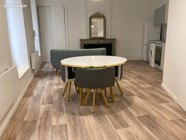 Location Appartement 41 m² - Grenoble Hyper Centre