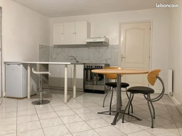Location studio + parking