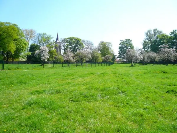 Terrain 1070 m²