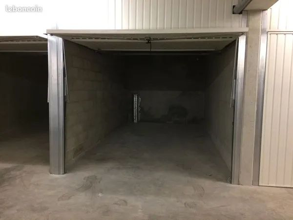 Garage fermé