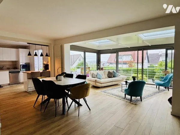 Maison 6 pièces 140 m²