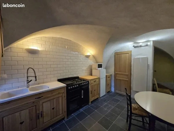 Maison secondaire de 40 m² à corps (isère) - charme et potentiel