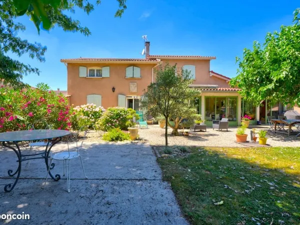 Maison en viager 7 pièces 180 m²