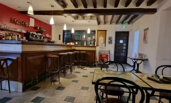 ENSEMBLE IMMOBILIER 5 MN de MAINTENON