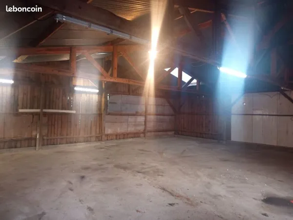 Stationnement Location Baugé-en-Anjou   35€