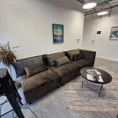 Bureau et espace de travail Location Vannes  35m² 800€