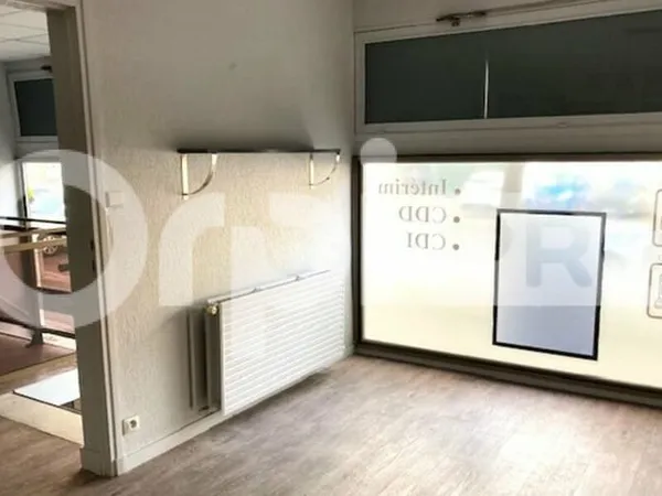 Local 80 m²