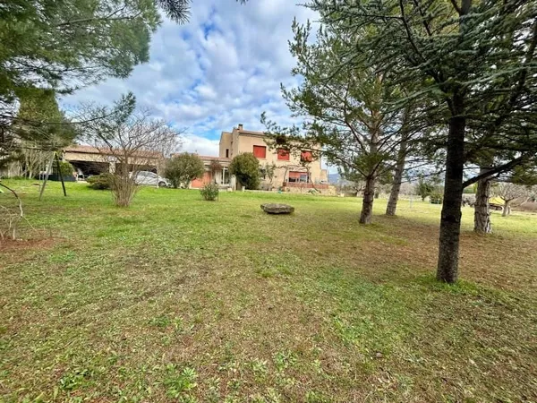 Maison 7 pièces 165 m²