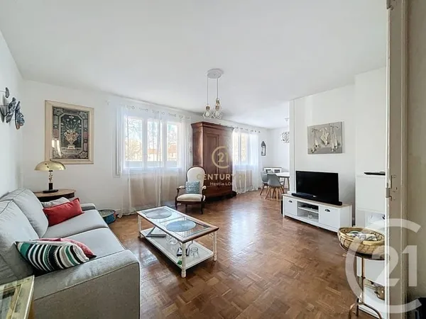 Appartement 4 pièces 75 m²