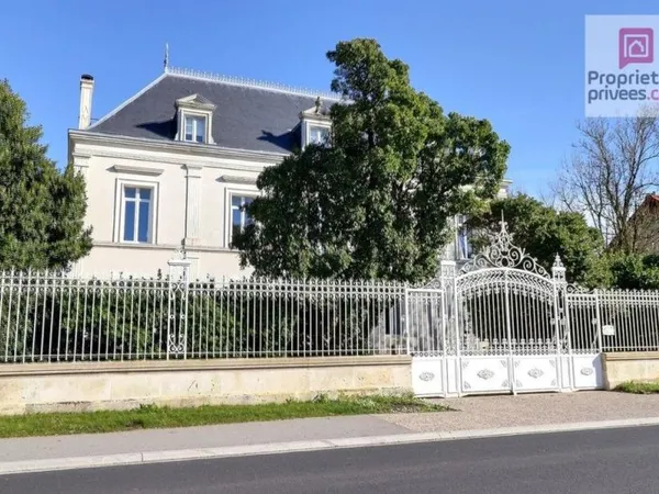 Villa 13 pièces 380 m²