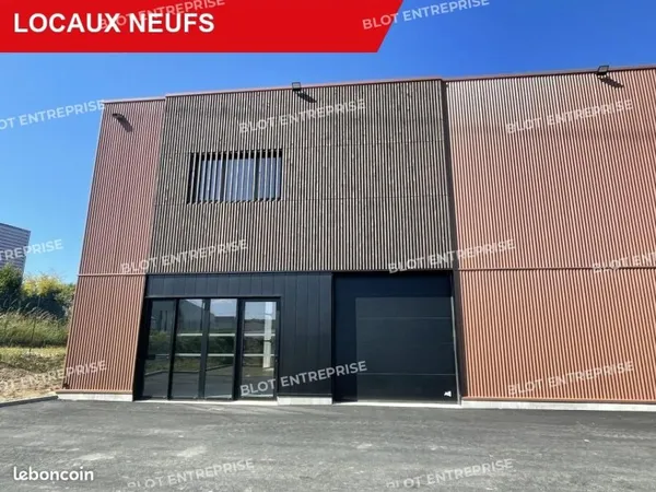 Local d'activité 215 m²
