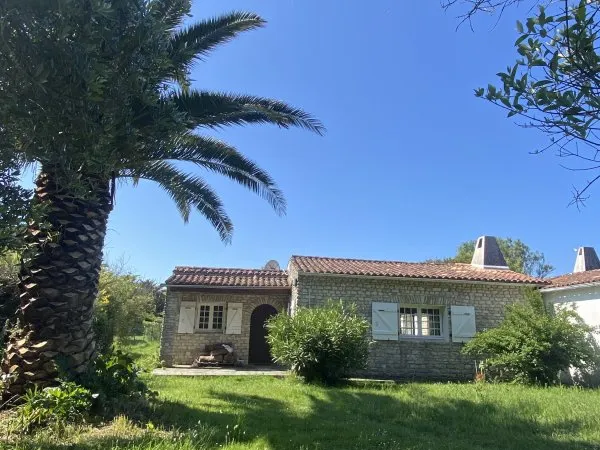 Vends maison 115m² 2400m² à quelques pas de la plage de la Conche