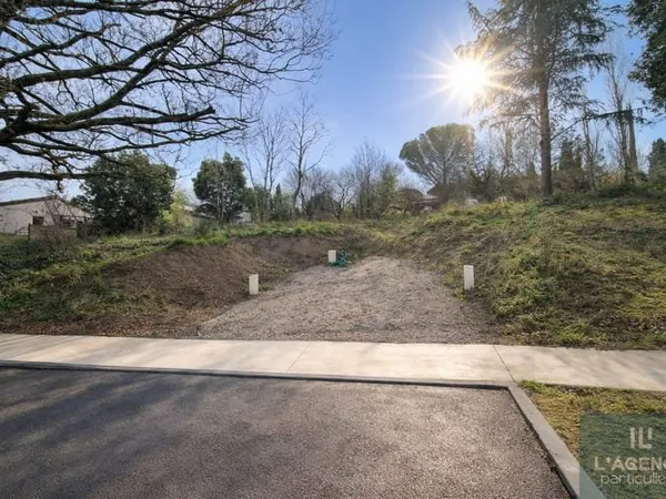 TERRAIN LOT 3 / AUREVILLE CENTRE / 450 M2