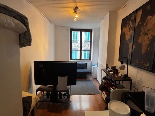 Studio 1 pièce 21 m²