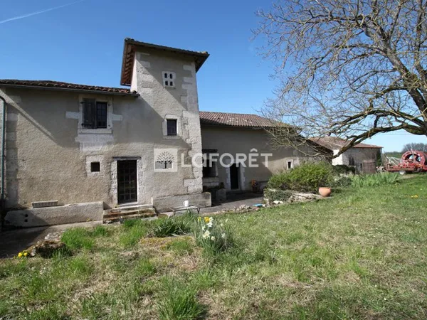 Maison 4 pièces 280 m²
