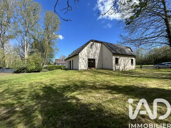 Maison 5 pièces 232 m²