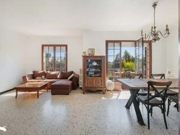Maison 5 pièces 146 m²