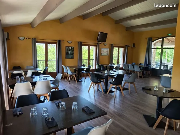 Fonds de commerce restaurant - pizzeria - glacier - bar