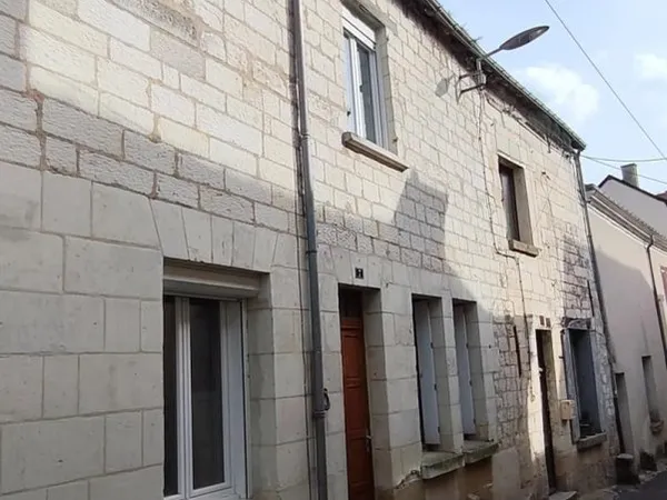 Maison de bourg avec dépendance à rénover