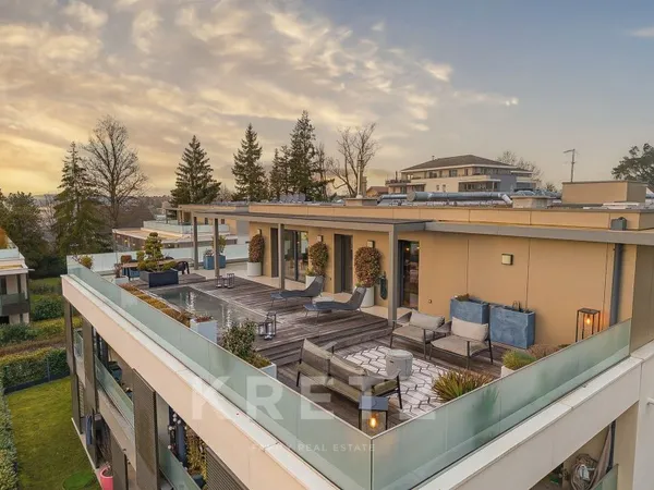 VETRAZ-MONTHOUX - PENTHOUSES 300 m2 - Etage entier - Vue et Terrasses privatives