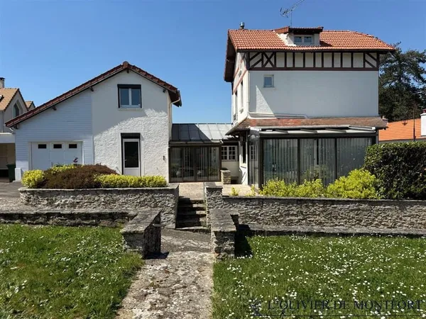 Maison ancienne de 6 pièce(s) 130 m² au sol