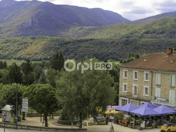 Fonds de commerce 230 m²