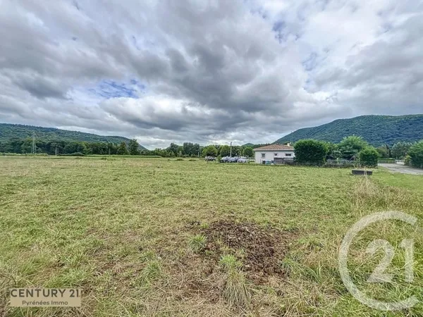 Terrain 1041 m²