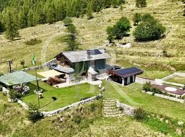 Chalet d'Exception à Tende - Nature, Luxe & Indépendance
