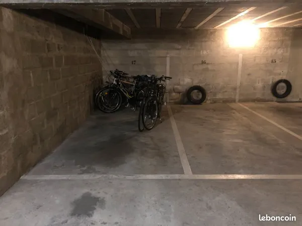 Vends place de parking sécurisée au sous sol