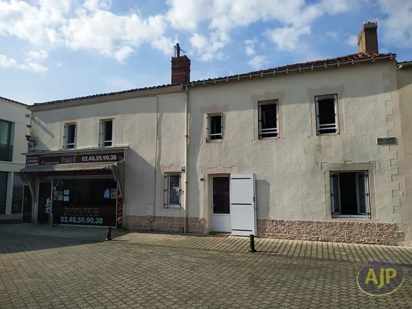 Immeuble Vieillevigne 10 pièces 181 m²