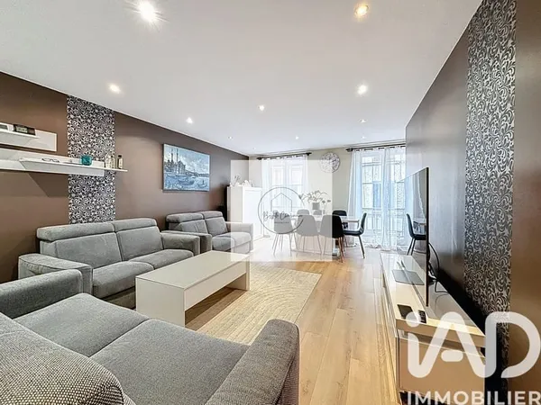 Bâtiment 185 m²