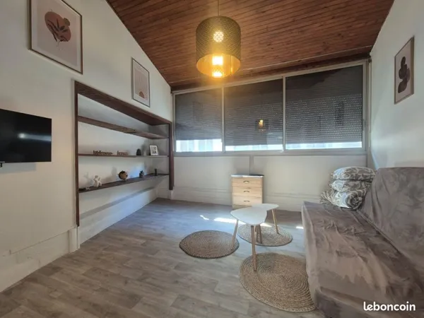 Studio meublé à louer