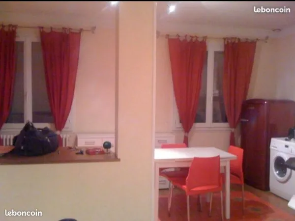 Objat t3 plein centre 45m²