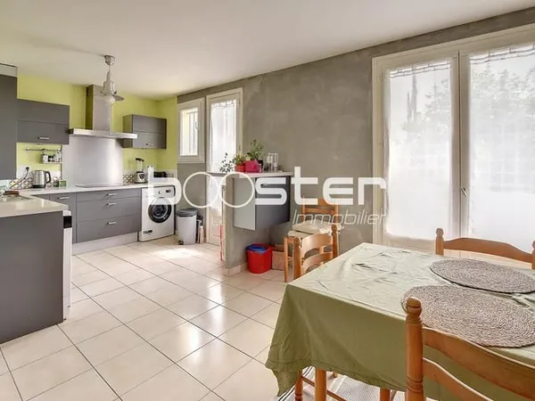 Saint Agne - Appartement 3 pièces avec balcon et parking