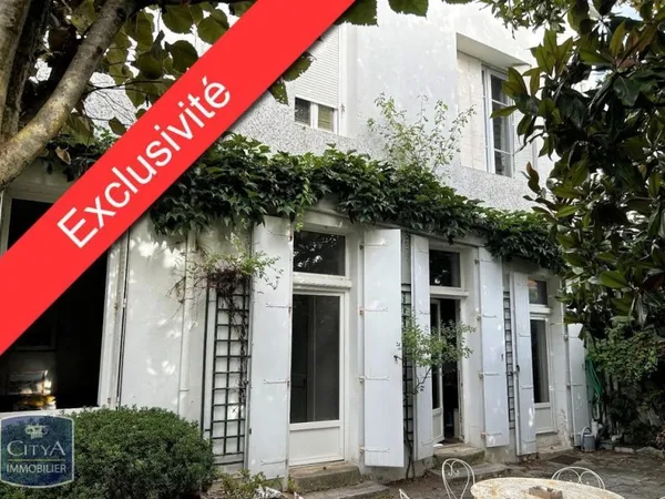 Maison 10 pièces 265 m²