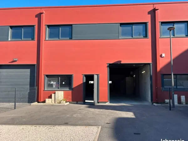 Entrepot commercial