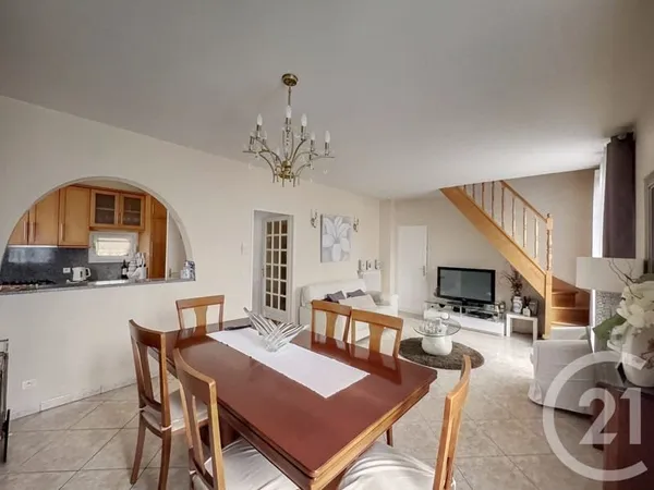 Maison 7 pièces 137 m²