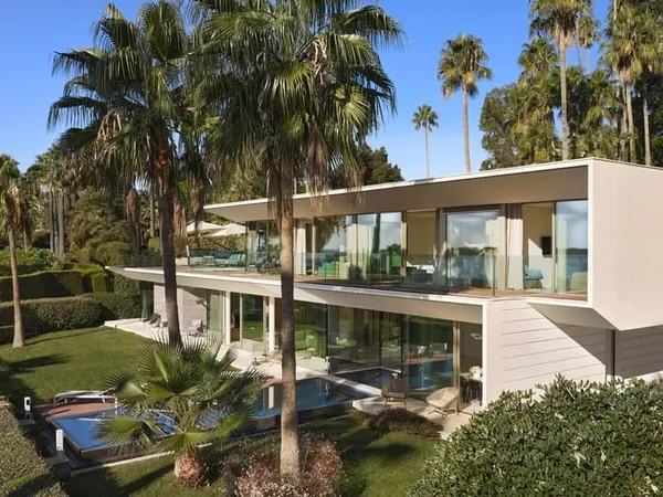Cannes - Superbe villa contemporaine avec vue mer panoramique