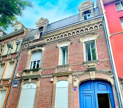 Maison 1 pièce 83 m²