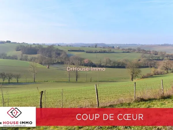 TERRAIN CONSTRUCTIBLE DANS CADRE CHAMPETRE
