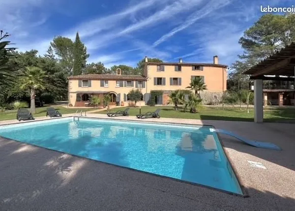 Maison Grand Mas Provençal "Ancien Moulin"