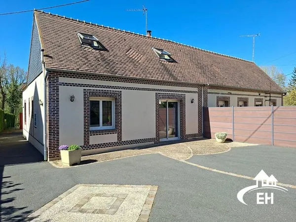 Maison 12 pièces 270 m²