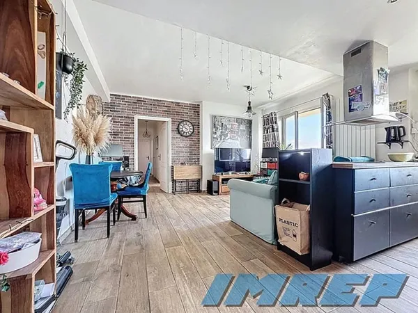 Bel appartement T4 de 67m2 belle vue Saint-Giniez 13008 MARSEILLE réf : 1072
