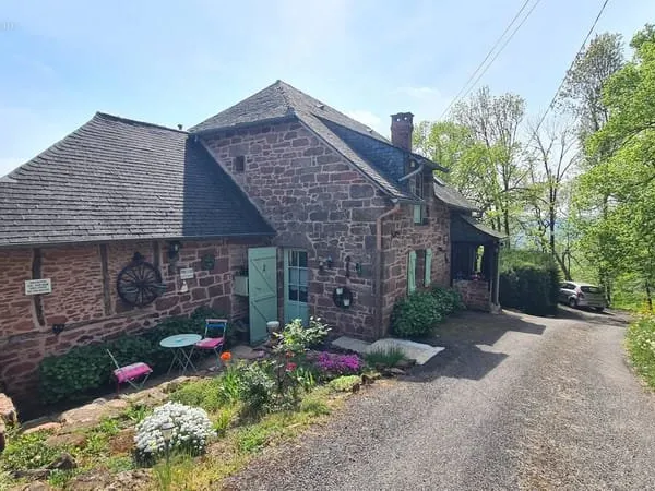 Maison en pierre de Collonges sur les hauteurs