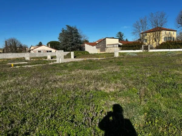 Terrain 542 m²