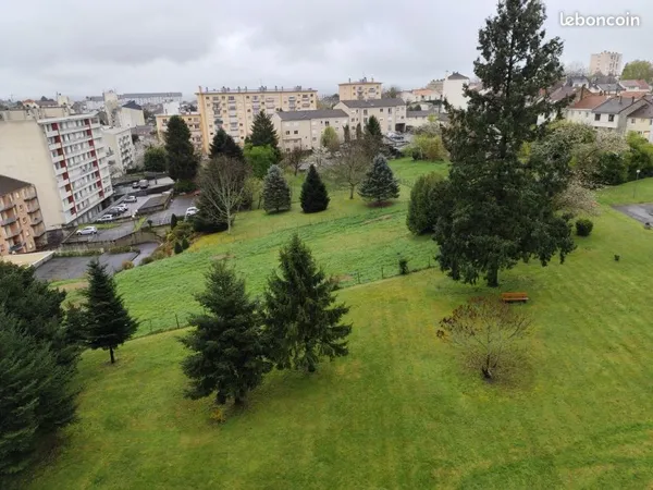 Appartement 5 pieces 74 m2 puy las rodas