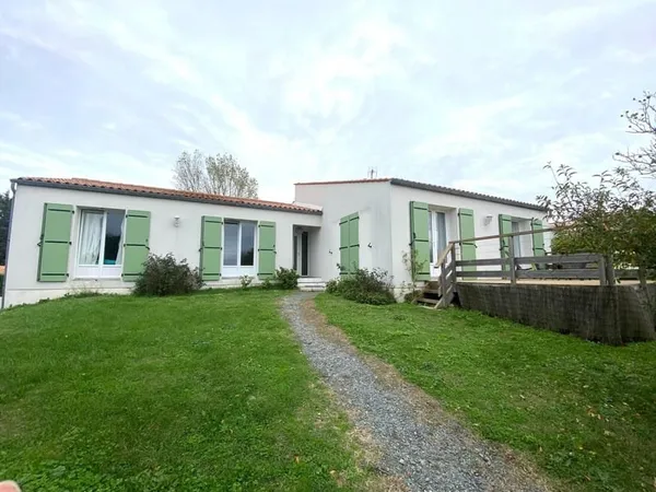 Maison 9 pièces 219 m²