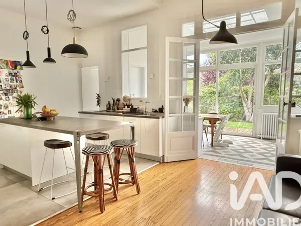 Maison 6 pièces 145 m²